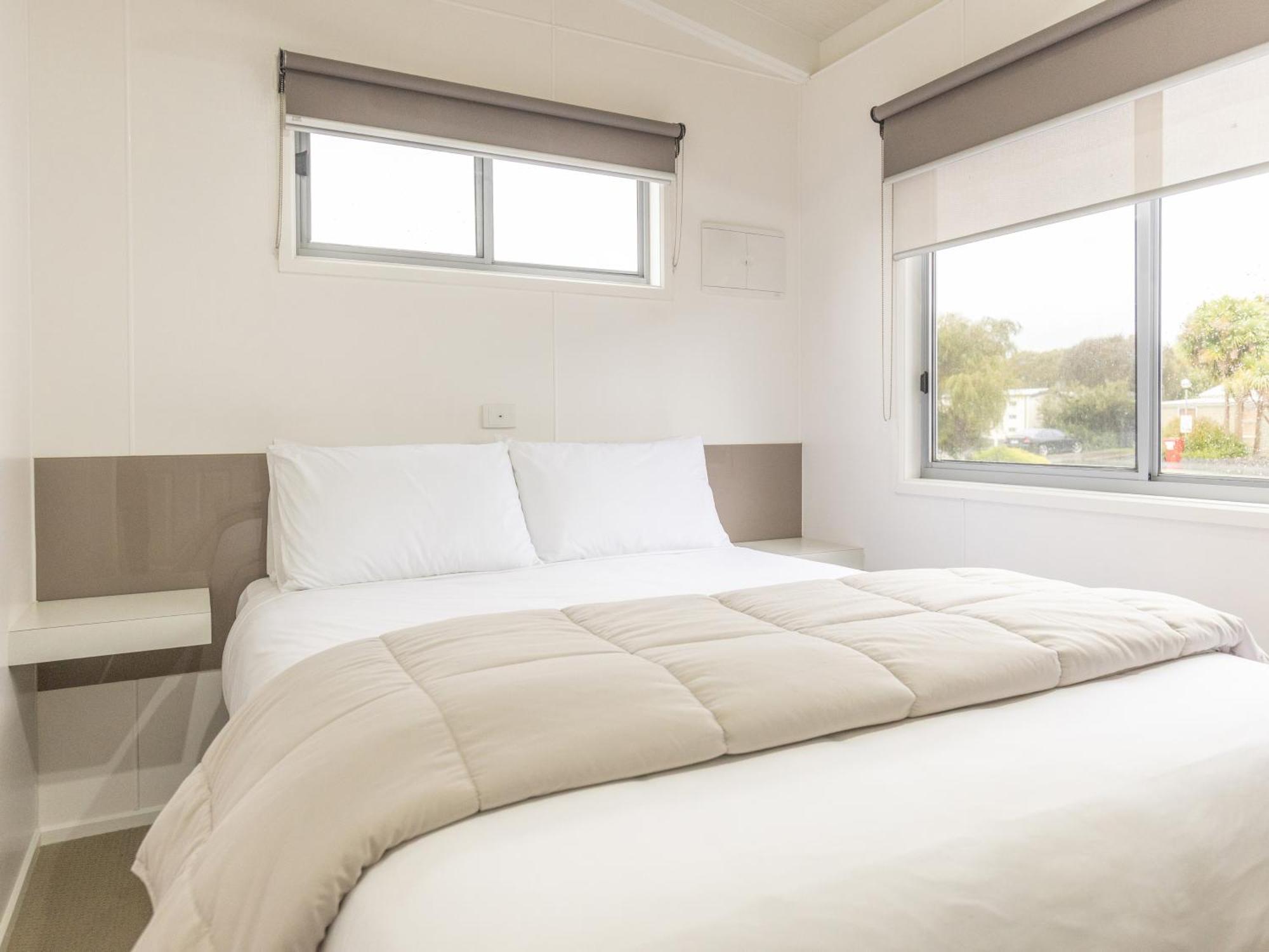 Nrma Warrnambool Riverside Holiday Park 客房 照片