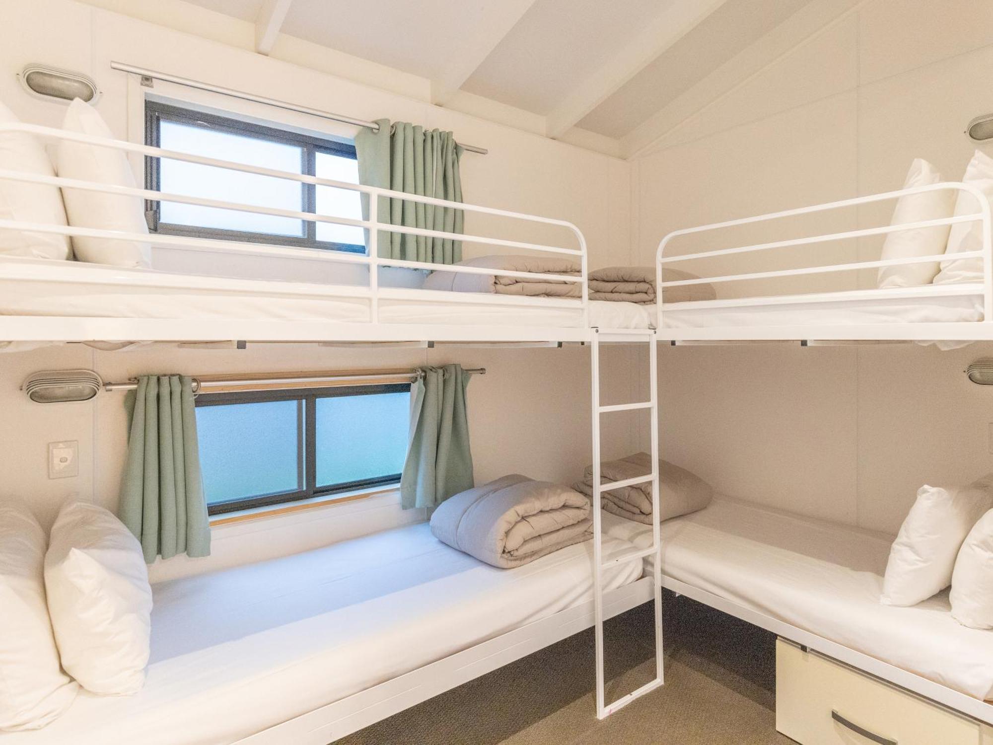 Nrma Warrnambool Riverside Holiday Park 客房 照片