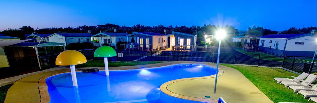 Nrma Warrnambool Riverside Holiday Park 外观 照片