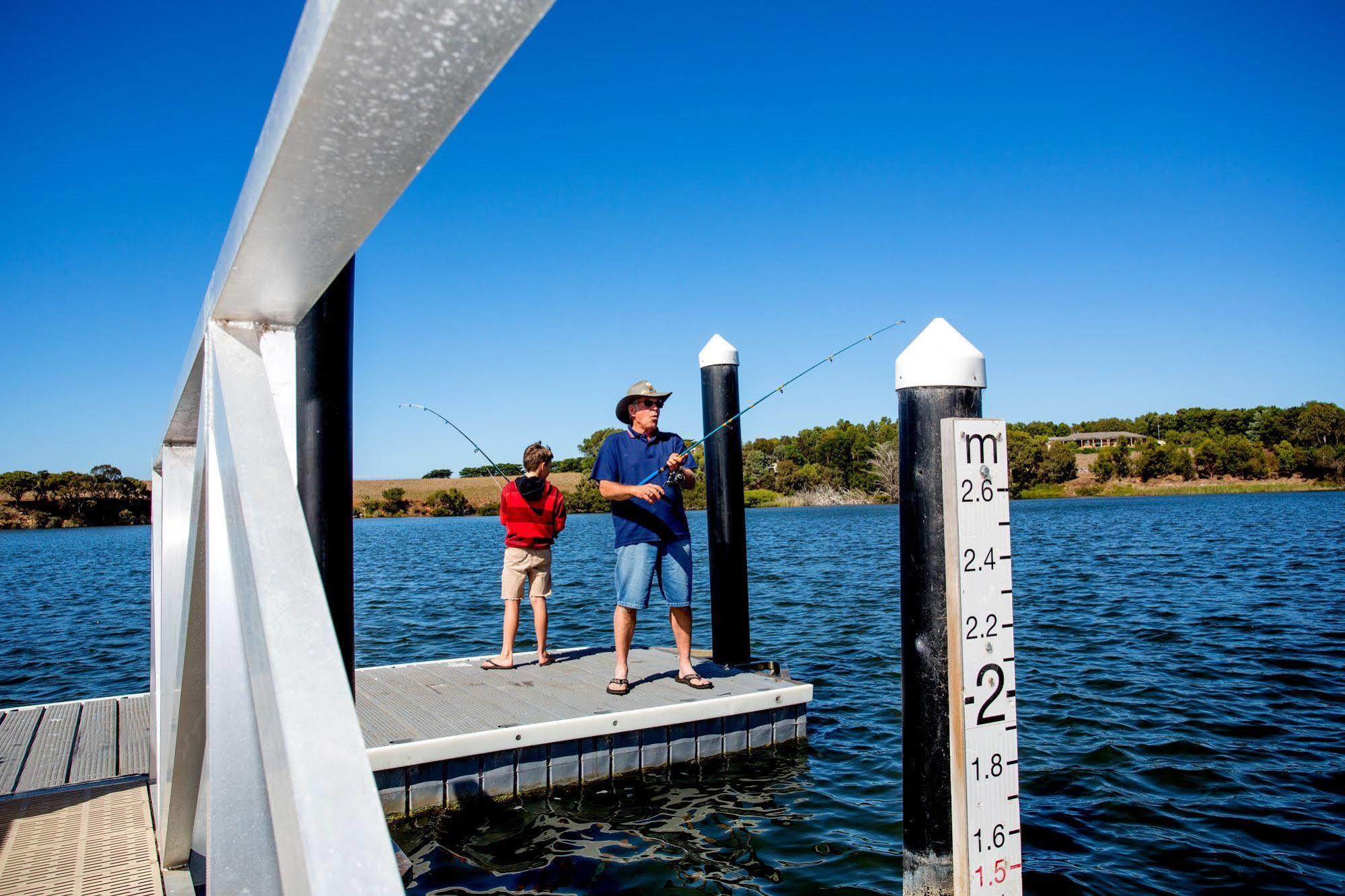 Nrma Warrnambool Riverside Holiday Park 外观 照片