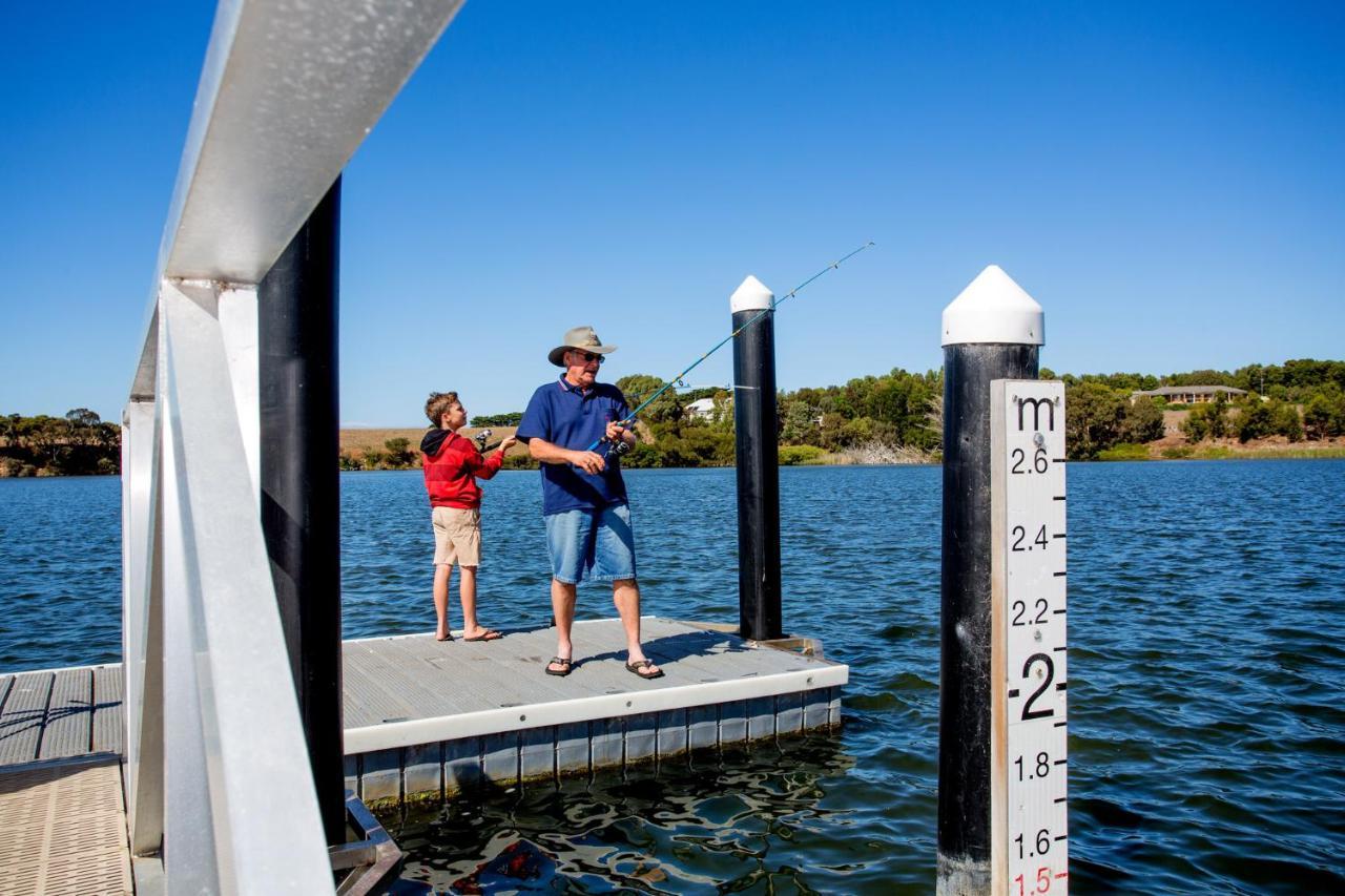 Nrma Warrnambool Riverside Holiday Park 外观 照片